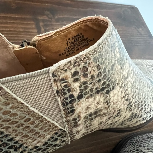 Lucky Brand Faux Snakeskin Heeled Leather Booties Size 7.5 - Picture 8 of 9